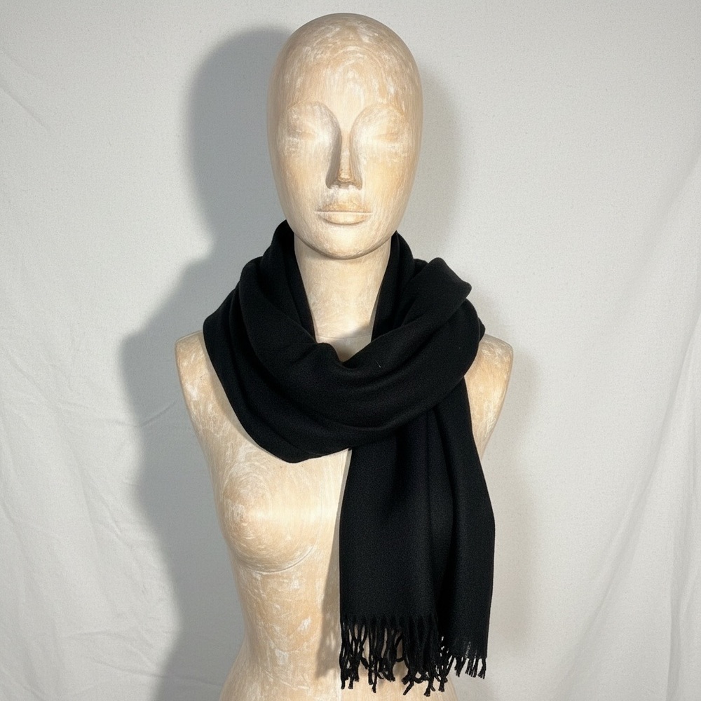 Unisex Steve Madden Black Knit Scarf Pashmina